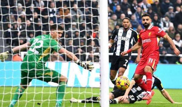 Hasil Liga Inggris: Dramatis Newcastle Tahan Liverpool, Arsenal Libas Manchester United