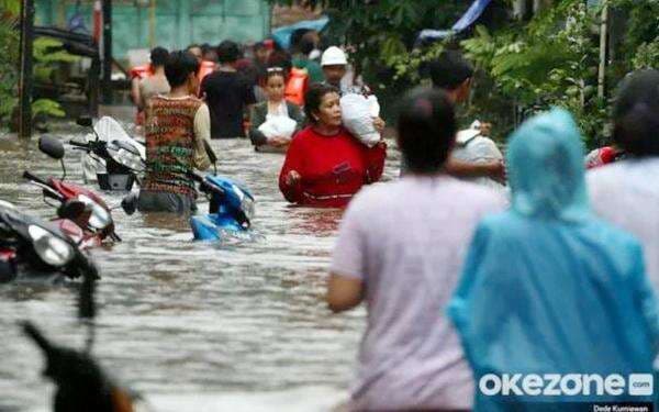 80 Persen Jakarta Utara Terendam Banjir, Pemkot Kerahkan 72 Pompa Mobile
