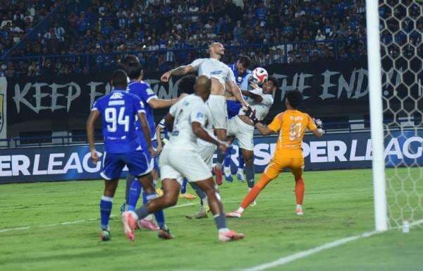 Tomas Trucha: Hasil Akhir Laga Persib Bandung vs PSM Makassar Harusnya 1-1