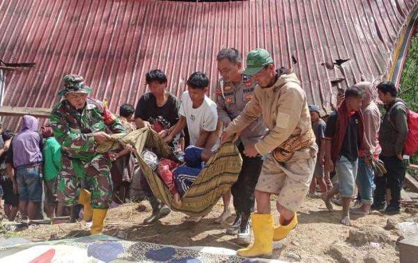 Longsor Terjang Toraja Utara, 2 Orang Meninggal Dunia 6 Bangunan Milik Warga Rusak Parah