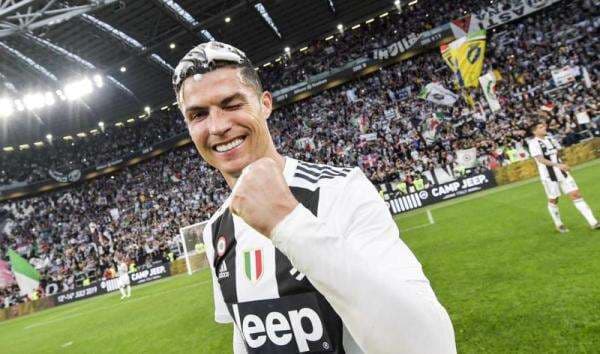 Cristiano Ronaldo Menangi Kasus Tunggakan Gaji, Juventus Wajib Bayar Rp193 Miliar!