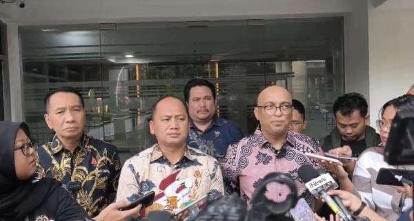 Kejagung Terus Pantau Anjloknya IHSG