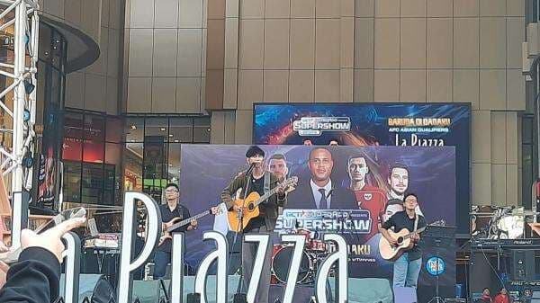 Danar Widianto Ajak Fans Timnas Indonesia Ngabuburit Bareng Jelang Nobar Laga Lawan Bahrain Danar Widianto Ajak Fans Timnas Indonesia Ngabuburit Bareng Jelang Nobar Laga Lawan Bahrain