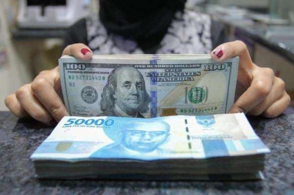 Rupiah Ditutup Menguat ke Rp16.708 Usai BI Tahan Suku Bunga