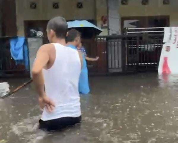 Hujan Lebat Dua Kecamatan di Wilayah Kota Jember Terendam Banjir, 91 Warga Terdampak