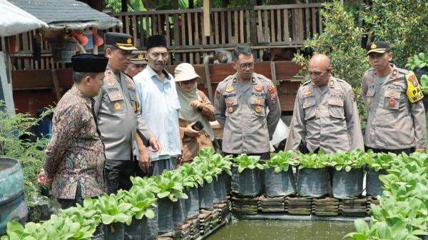 Polres Nganjuk Apresiasi Kolaborasi Pomosda dan Desa Senjayan dalam Program Ketahanan Pangan