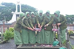 Ziarah Makam Pahlawan, Pendam IV/Diponegoro Teguhkan Soliditas Satuan