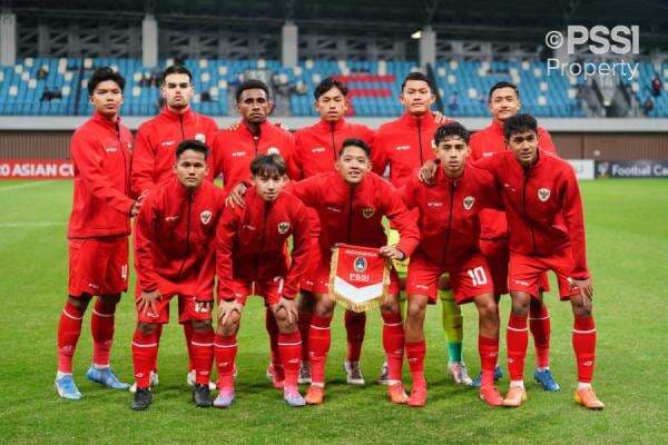 Nova Arianto Buka Visi Besar! Timnas Indonesia U-20 Disiapkan Jadi Tulang Punggung Tim Senior