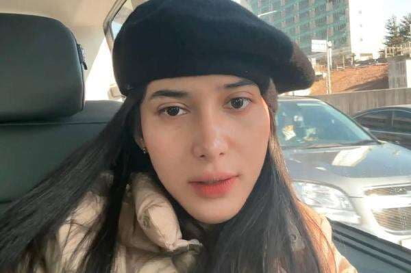 Siapa Sebenarnya Dilan Janiyar, TikToker yang Diselingkuhi Suami Berkali-kali? Siapa Sebenarnya Dilan Janiyar, TikToker yang Diselingkuhi Suami Berkali-kali?