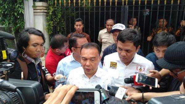 Harta Kekayaan Luna Maya yang Resmi Dilamar Maxime Bouttier di Hari Idul Fitri 2025 Harta Kekayaan Luna Maya yang Resmi Dilamar Maxime Bouttier di Hari Idul Fitri 2025