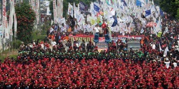 Besok, Seribu Buruh Bakal Demo di DPR dan Kemnaker