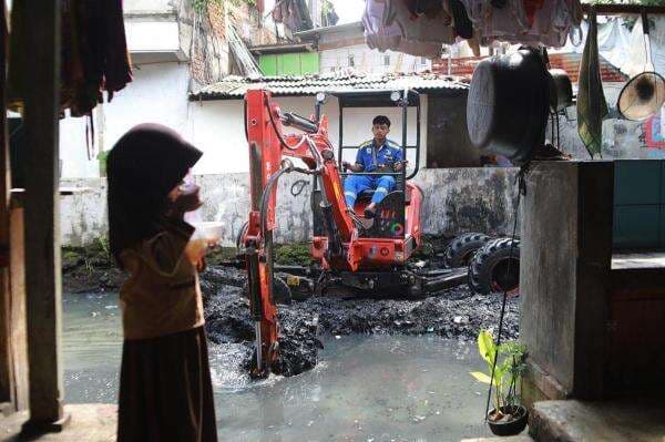 Pramono bakal Keruk Kali Krukut: kalau Tidak Kemang Banjir Terus, Sangat Mengganggu