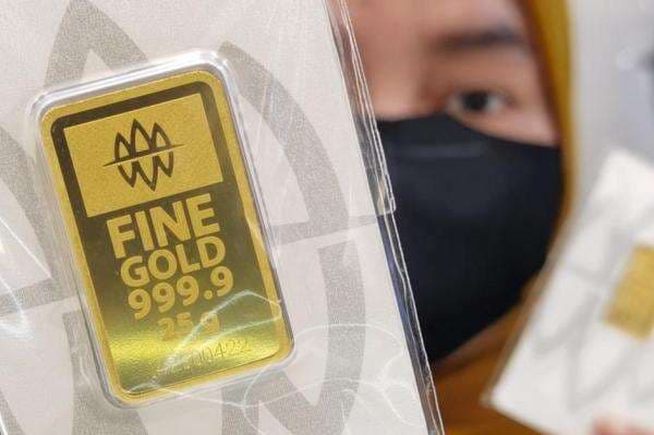Kilau Emas Antam Kembali Meredup, Hari Ini Turun Rp20 Ribu ke Rp2.713.000 per Gram