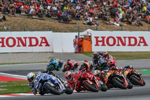 Marc Marquez Akui Rival Berkembang Pesat, Tertekan Jelang MotoGP 2026?