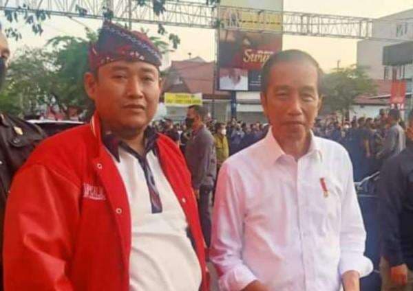 PDI-P Pecat Jokowi, Relawan Sambut dengan Senyum