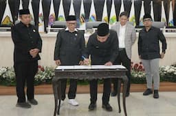 Gubernur dan DPRD Jabar Sepakati Tiga Perda Baru