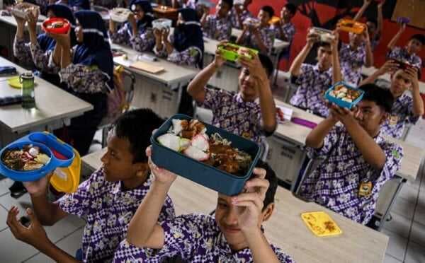  Besok Program Makan Siang Bergizi untuk Siswa di Pekanbaru Diluncurkan, Tahap Awal ada 11 Sekolah