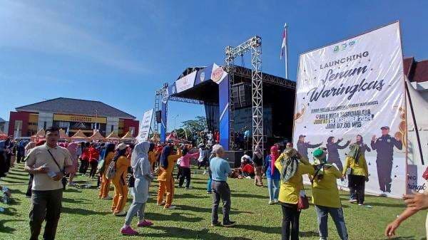 Semarak ASN Day di Tasikmalaya, Launching Senam Waringkas, Bakti Sosial dan Galang Donasi