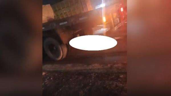 Gagal Menyalip, Pemotor Perempuan Tewas Mengenaskan Terlindas Truk di Bogor