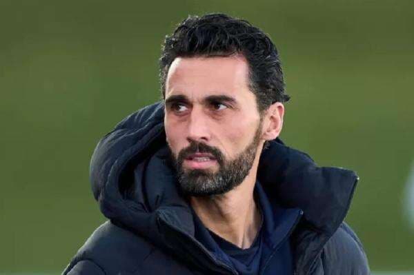 Krisis Datang Cepat, Real Madrid Diam-Diam Siapkan Pengganti Arbeloa