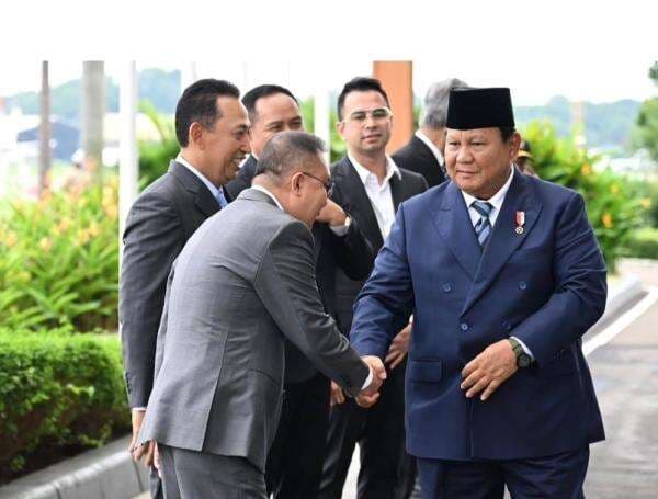 Bertolak ke Inggris, Prabowo Dijadwalkan Bertemu Raja Charles III