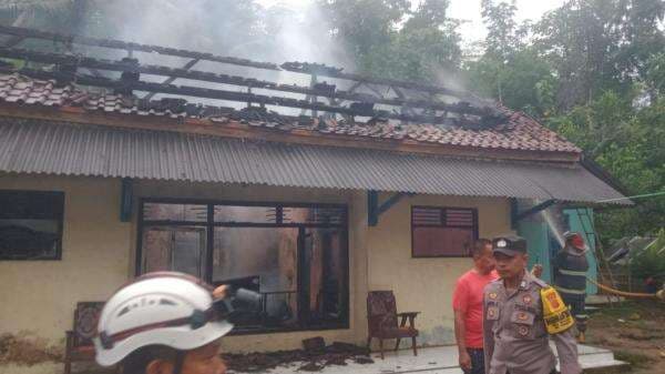 Korsleting Listrik, Rumah Warga Ciamis Hangus Terbakar di Penghujung Tahun 2024