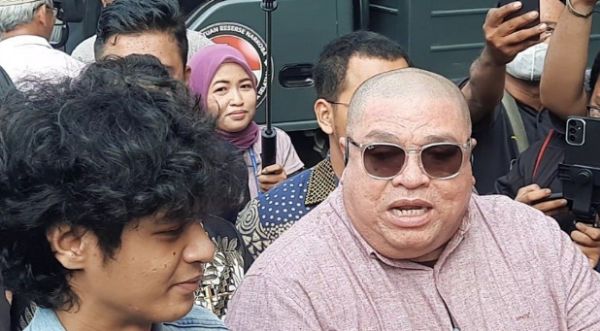 Razman Nasution Gandeng 33 Pengacara Hadapi Nikita Mirzani