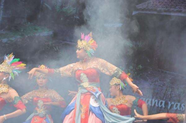 Pemerintah Kota Cimahi Gelar Pasanggiri Tari Campernik dan Festival Agribisnis