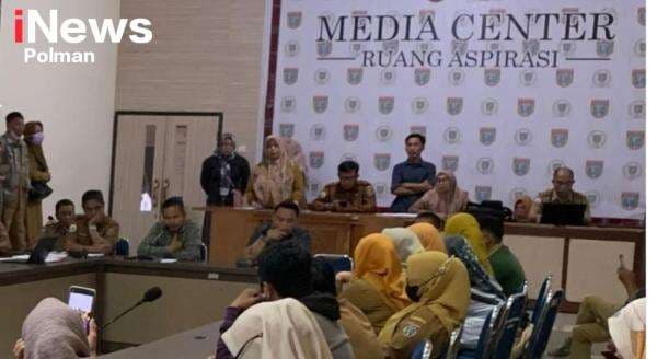DPRD Polman Siap Kawal Aspirasi CPPPK Hingga ke Pemerintah Pusat DPRD Polman Siap Kawal Aspirasi CPPPK Hingga ke Pemerintah Pusat