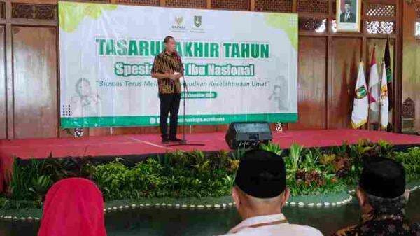 Akhir Tahun 2024, Baznas Kota Solo Salurkan Bantuan Pada 400 Mustahik