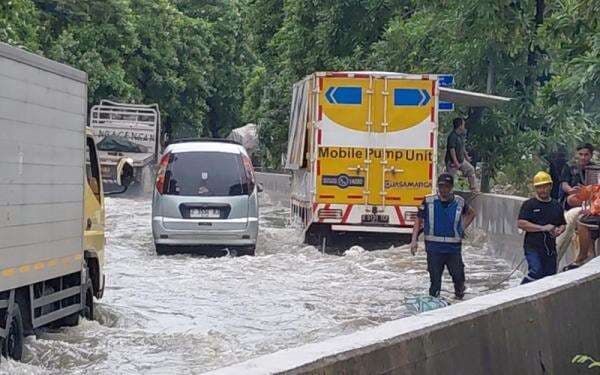 Tol Akses Bandara Soetta Banjir, Jasa Marga (JSMR) Kerahkan Mobil Pompa