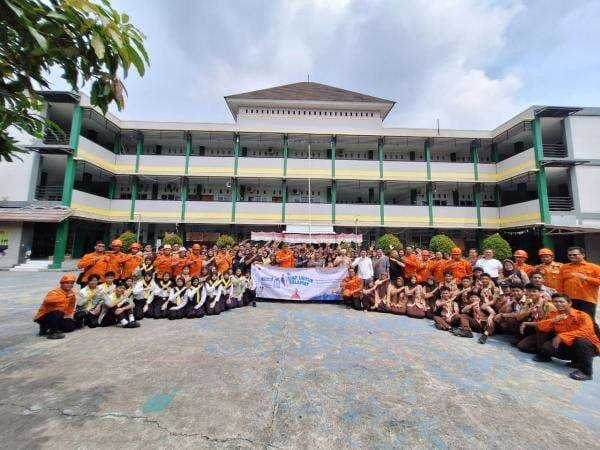 SMAN 5 Karawang Jadi Duta Siaga Bencana 2025
