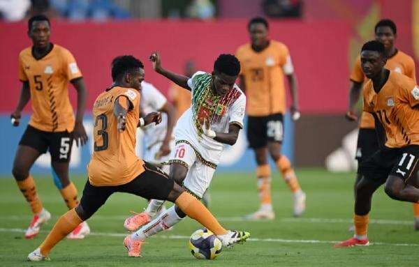 Hasil 32 Besar Piala Dunia U-17 2025 Semalam: Zambia dan Argentina Rontok, Brasil Lolos Dramatis ke 16 Besar! Hasil 32 Besar Piala Dunia U-17 2025 Semalam: Zambia dan Argentina Rontok, Brasil Lolos Dramatis ke 16 Besar!