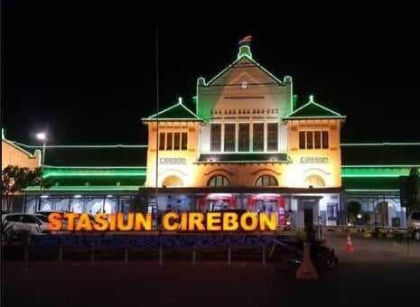 KAI Sampaikan Permohonan Maaf Atas Kelambatan Kedatangan KA di Stasiun Cirebon dan Cirebon Prujakan