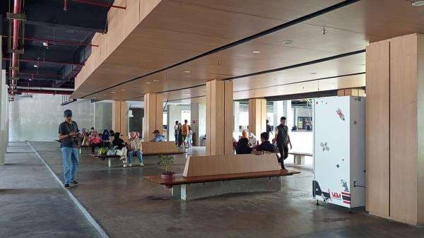 Pengunjung Padati Planetarium Jakarta, Tak Tahu Tutup di Hari Libur Nasional Pengunjung Padati Planetarium Jakarta, Tak Tahu Tutup di Hari Libur Nasional