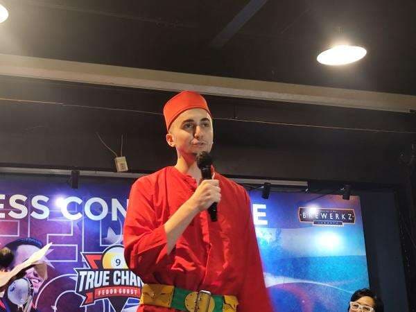 Wejangan Juara Dunia Fedor Gorst untuk Pebiliar Muda Indonesia yang Ingin Berprestasi Wejangan Juara Dunia Fedor Gorst untuk Pebiliar Muda Indonesia yang Ingin Berprestasi