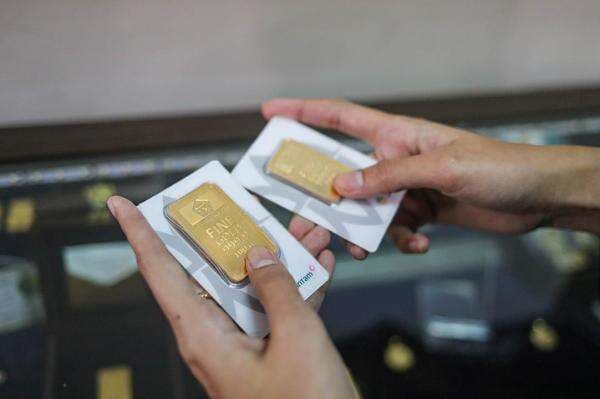 Harga Emas Antam Menggila Hari Ini, Tembus Rp3,1 Juta per Gram!