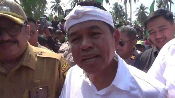 Dedi Mulyadi Minta Pemotong Dana Kompensasi Sopir Angkot Diproses meski Sudah Dikembalikan Dedi Mulyadi Minta Pemotong Dana Kompensasi Sopir Angkot Diproses meski Sudah Dikembalikan