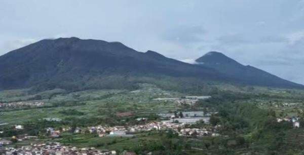 Diperpanjang, Pendakian Gunung Gede Pangrango Ditutup 14-21 April 2025 Diperpanjang, Pendakian Gunung Gede Pangrango Ditutup 14-21 April 2025