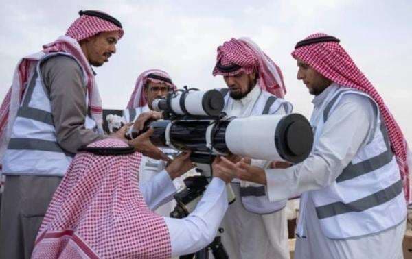 Arab Saudi Rayakan Idul Fitri Minggu 30 Maret, Gerhana Tak Pengaruhi Penampakan Hilal Arab Saudi Rayakan Idul Fitri Minggu 30 Maret, Gerhana Tak Pengaruhi Penampakan Hilal