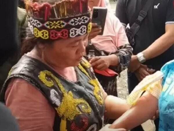 Biaya Pengobatan Ida Dayak, Solusi Alternatif yang Viral di Media Sosial