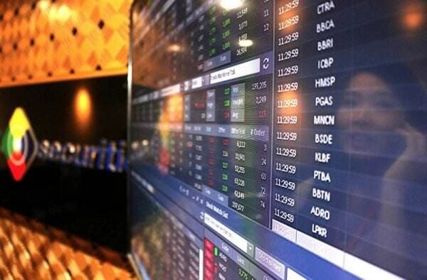 IHSG Menguat di Awal Perdagangan, Balik ke Level 7.000