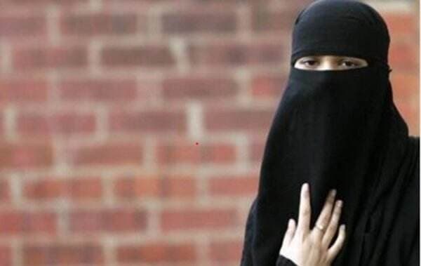 Swiss Bakal Berlakukan Larangan Burqa Mulai 1 Januari 2025