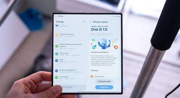 Ditemukan Bug Serius, Samsung Hentikan Peluncuran Global One UI 7 untuk Galaxy S24 Ditemukan Bug Serius, Samsung Hentikan Peluncuran Global One UI 7 untuk Galaxy S24