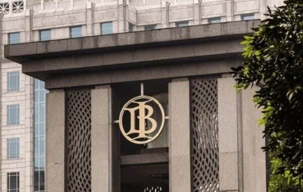 Survei BI Maret 2025: Indeks Keyakinan Konsumen Turun Survei BI Maret 2025: Indeks Keyakinan Konsumen Turun