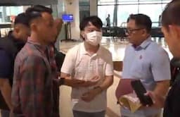 Penampakan Ivan Sugianto Tersangka Persekusi Siswa SMA Gloria Menggonggong saat Ditangkap