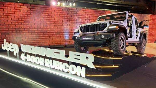 Ini Alasan Harga Jeep Wrangler 4-Door Rubicon Tembus Rp2,39 Miliar Ini Alasan Harga Jeep Wrangler 4-Door Rubicon Tembus Rp2,39 Miliar