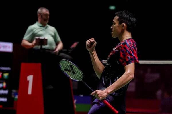 Hajar Kenta Nishimoto, Jonatan Christie ke Semifinal Indonesia Masters 2025 