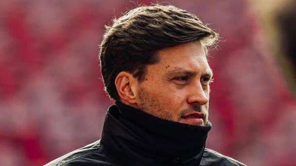 Profil Jordy Kluitenberg, Sosok yang Diisukan Jadi Video Analis Timnas Indonesia Tengah OTW ke Tanah Air Profil Jordy Kluitenberg, Sosok yang Diisukan Jadi Video Analis Timnas Indonesia Tengah OTW ke Tanah Air