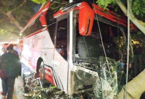 Update Kecelakaan Bus Pariwisata di Batu, 16 Kendaraan Ringsek, 4 Tewas 10 Luka